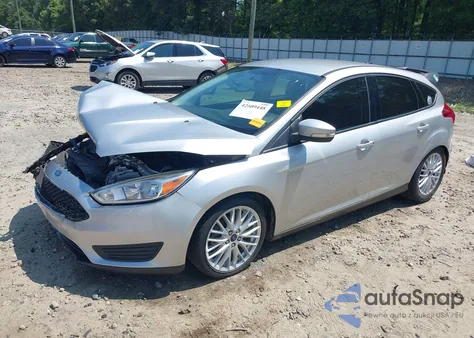 2018 Ford Focus Se z USA, uszkodzony, nr VIN 1FADP3K2XJL226128